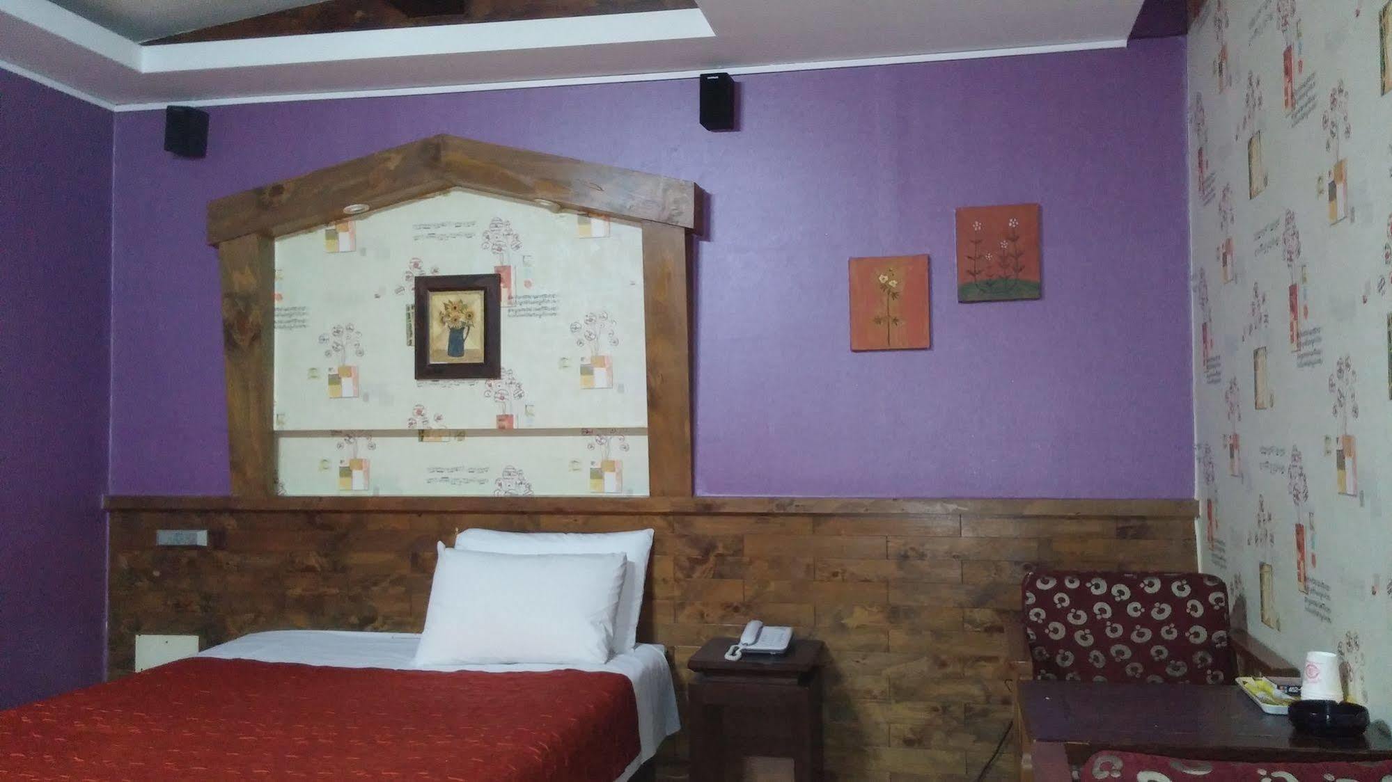 Cyber Motel Gunsan Exterior foto